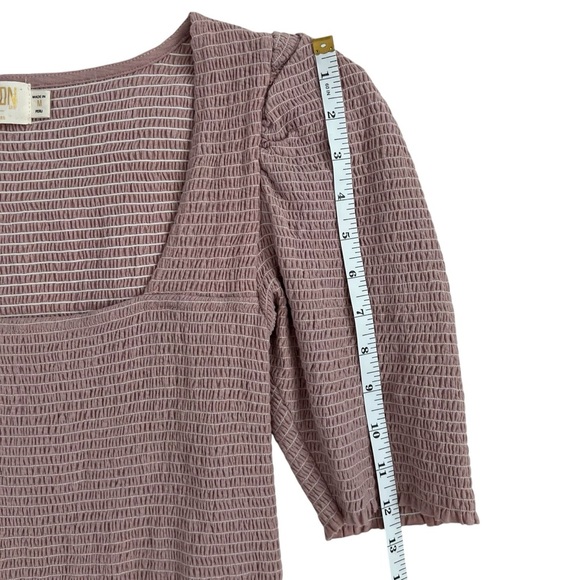 Nation LTD Zandra Smocked Party Tee in Touch Of Pink Puff Sleeves Size M - Picture 12 of 13